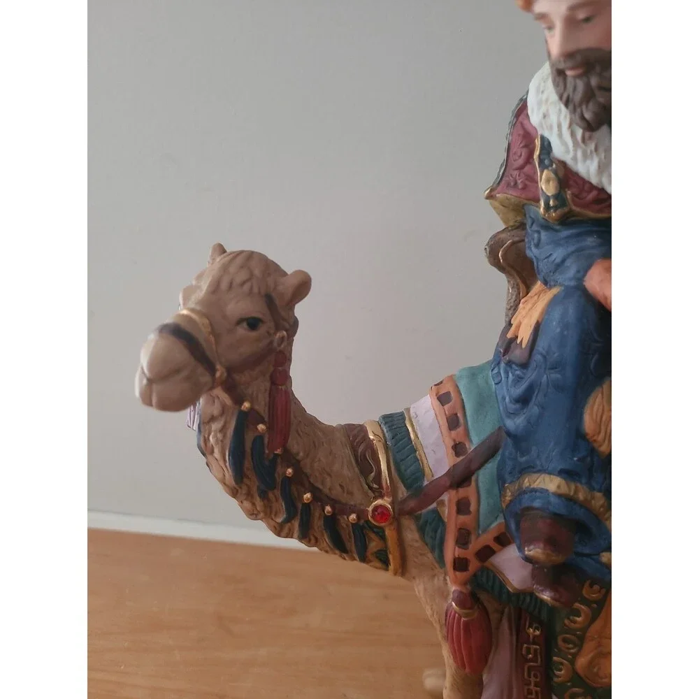 Kirkland  Nativity 75177 Replacement Figurine Wiseman Standing Camel Vintage